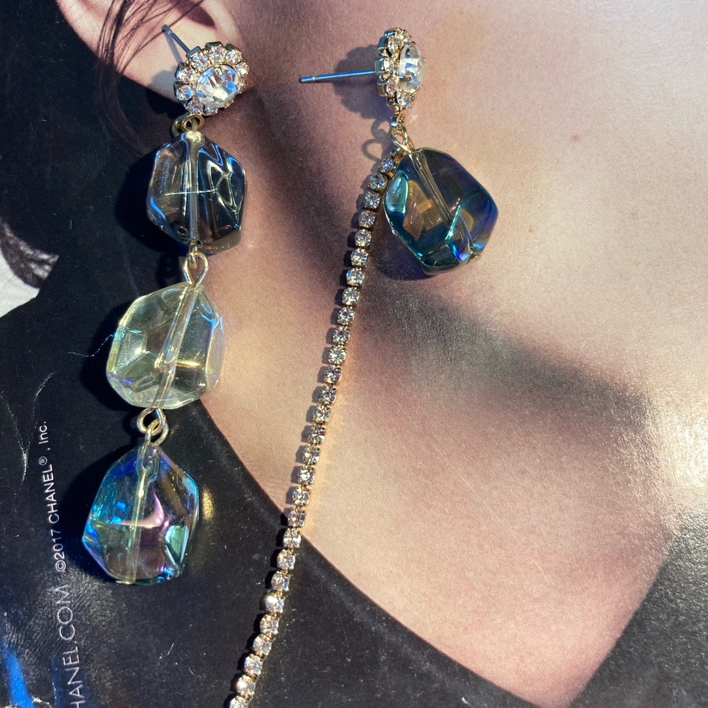 Beautiful Long Crystals Earrings - Picture 2 of 4